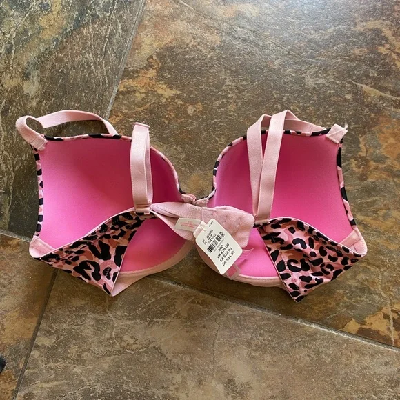 NWT Victoria’s Secret Pink Leopard Print Bra - Picture 3 of 3
